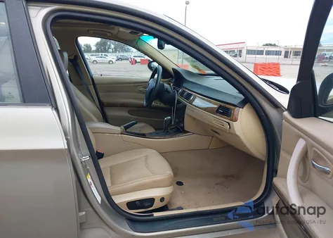 2007 BMW 328Xi из США, поврежденный, VIN WBAVC93577K031069